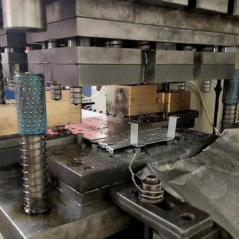 佛山有没有五金模具加工厂？